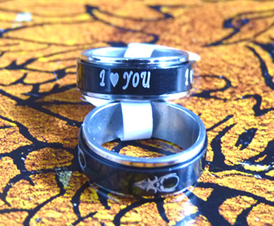 简约新款魔力转运戒指（戒指表面可以转动）