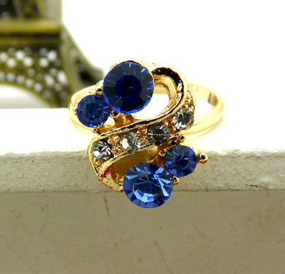 时尚高档奥地利水钻 镶钻水晶戒指 精美镀金戒指 永不退色持久保色---戒指