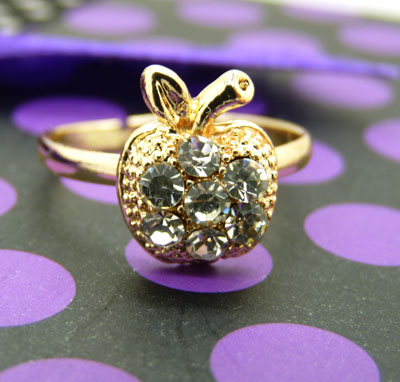 正品高档奥地利水钻 仿真镶钻水晶戒指 精美镀金戒指 永不退色持久保色---戒指