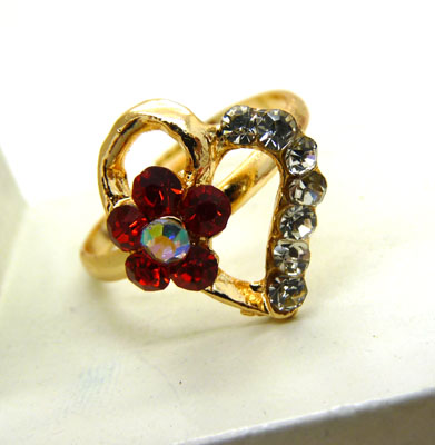 正品高档奥地利水钻 仿真镶钻水晶戒指 精美镀金戒指 永不退色持久保色---戒指