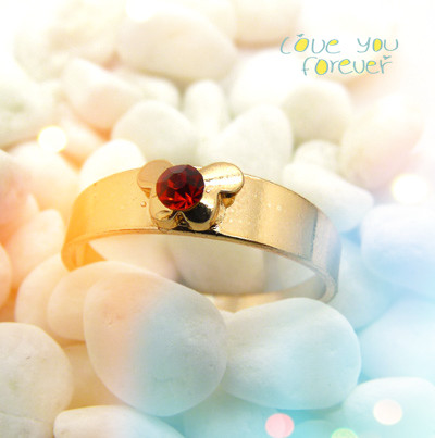 时尚新款韩版饰品 钛钢锆石情侣戒指 男款男士指环女性时尚戒指