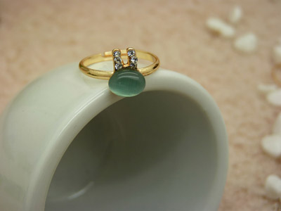 韩国复古戒指 超萌保色水晶锆石兔子蝴蝶结 水钻保色戒指