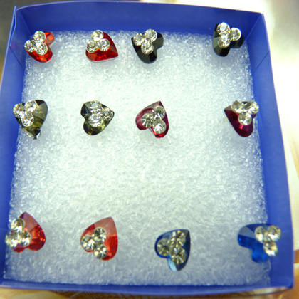 韩版简约靓钻耳钉