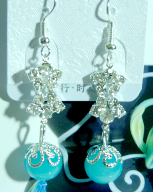 亚太复古流行亮钻珍珠葡萄耳环