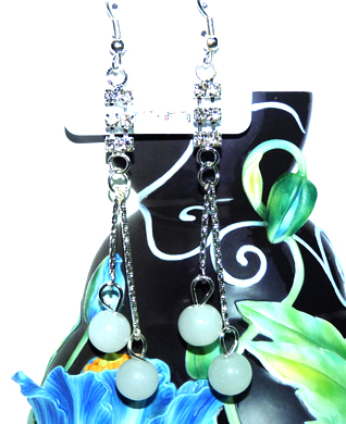 亚太复古流行亮钻珍珠葡萄耳环