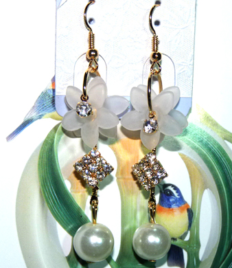 清新亚太流行亮钻花环珍珠耳环