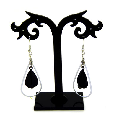 耳坠新款 多种色彩 潮流长款耳坠/夜店流行/ 超闪耀