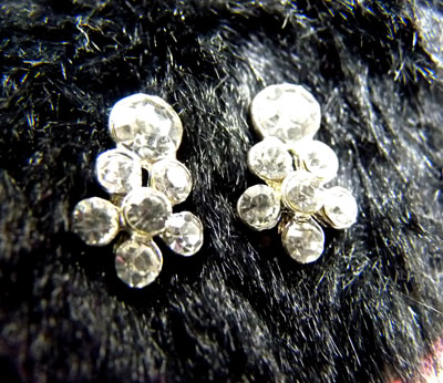 韩国韩版饰品 高雅简约 超可爱白搭 白金耳钉 女款 耳饰品