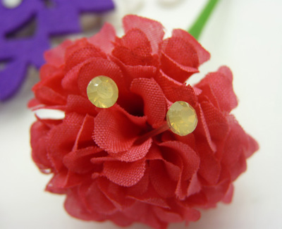 特价韩版防过敏水钻耳钉女 气质耳饰时尚潮流耳针 水晶耳钉水钻耳饰品