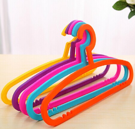时尚糖果色塑料加厚防滑衣架-混色