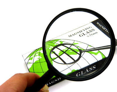 阅读看报 老年人看书必备 直柄 手持 玻璃镜片 塑料外壳----90放大镜