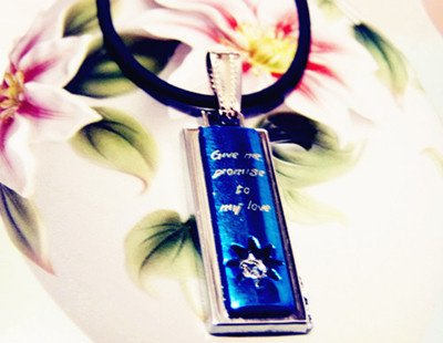 精品钛钢蓝色系列男款/带黑色皮绳/时尚项链