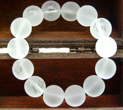 白磨砂佛字手珠/玛瑙手链-白色