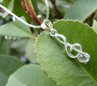 水晶项链女 短款 百搭 时尚项链