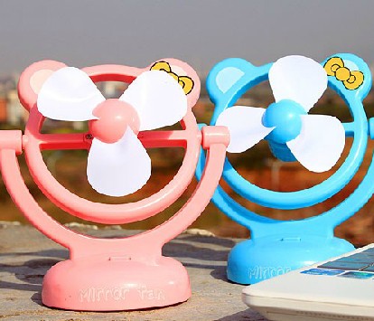 创意USB电池两用卡通动物风扇	