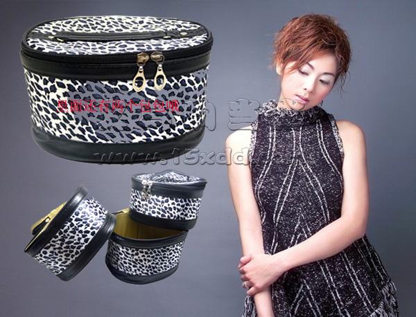 韩国大中小号化妆包套三化妆品收纳包 大容量多功能收纳包-3个包包组合