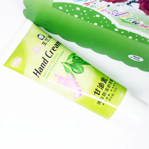 滋润美白护手霜