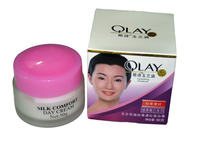 女士美颜精华霜	