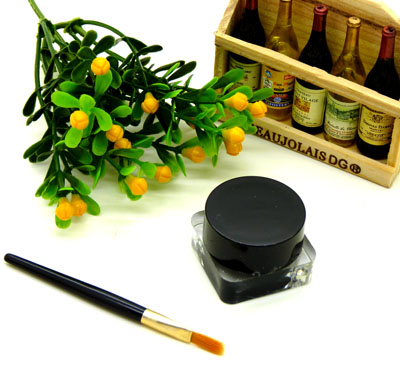 欧罗蒂大眼妹妹眼线膏g01