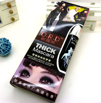 翘翻天 增长液防水睫毛膏---617时尚欧罗蒂睫毛膏