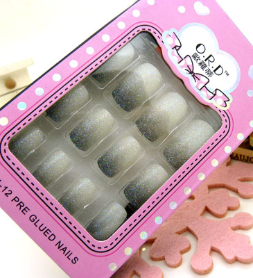 闪亮粉色立体假指甲 亮粉镶钻---N924亮粉甲片