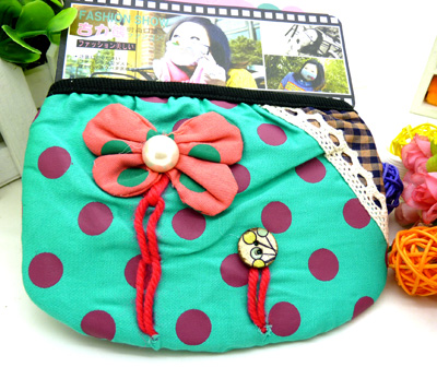 纯棉蝴蝶结大圆点时尚口罩 防尘透气防寒保暖个性口罩（77号）