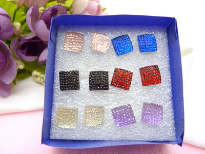 糖果色立方体水立方防过敏塑料针耳钉批发可爱气质整盒