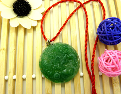 精美天然玉龙牌项链/龙霸天下吊坠	