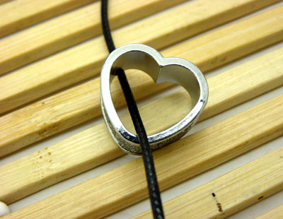 时尚装饰品钛钢夸张指环情侣挂饰项链锁骨吊坠男士女短款韩国心形项链 指环项链