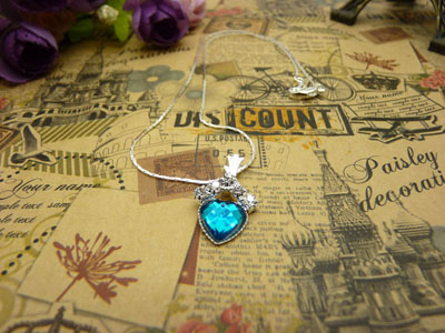 时尚锁骨水晶甜美吊坠首饰品配饰装饰女生	