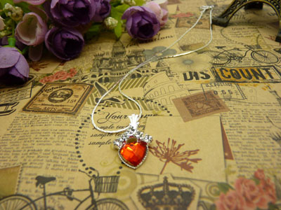 时尚锁骨水晶甜美吊坠首饰品配饰装饰女生