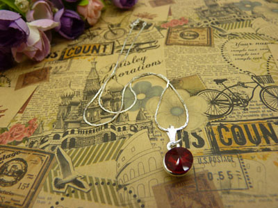 时尚锁骨水晶甜美吊坠首饰品配饰装饰女生