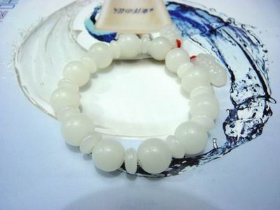 白玉佛圆珠手链