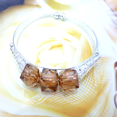 靓丽女孩系列手镯	