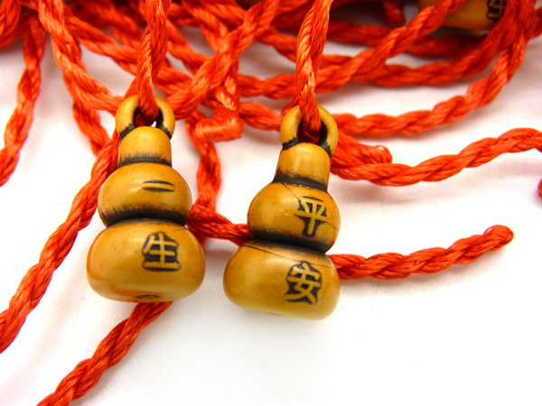  男女老人小孩邪保平安桃子核幸运脚链