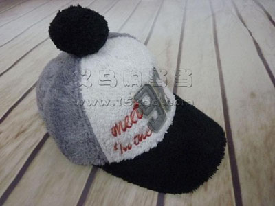 秋冬天可爱毛球帽子 鸭舌棒球帽---儿童毛绒帽	