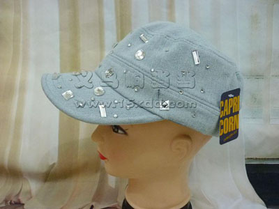 韩版牛仔镶钻珍珠帽 -秋冬时尚女鸭舌帽