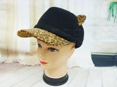 韩版绒毛棒球帽豹纹 -秋冬韩国潮帽子