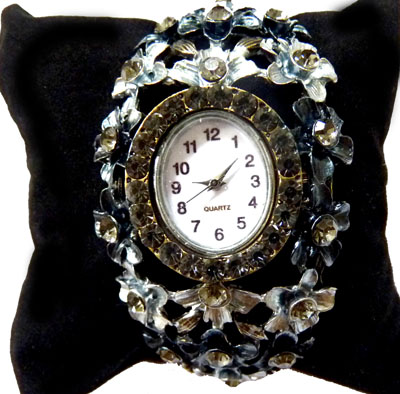 /女式满钻满宝石时尚/钻表装饰女表/时装表/韩版/赠表盒	