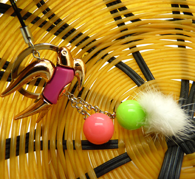 信鸽毛绒球喷漆橡皮珠荧光色 手机挂件 钥匙扣（5）