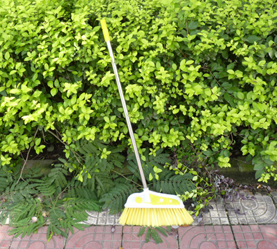 大扫把软毛除灰尘扫把 高档长把家居扫把 -8812个性化鲸鱼扫把