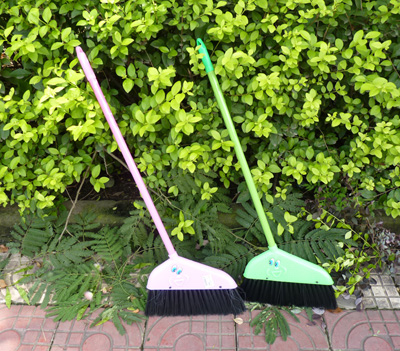 扫帚不锈钢塑料扫把 家居扫把扫地帚 -8817扫把