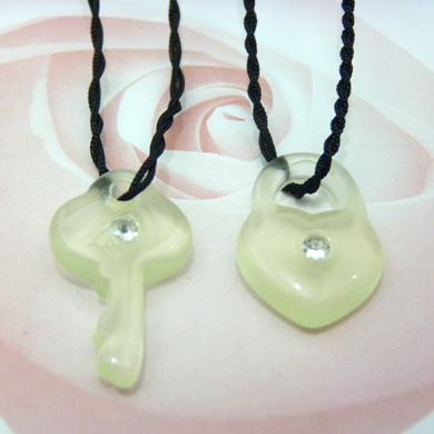 透明爱系列夜光情侣项链	