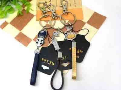 创意可爱精美汽车皮绳钥匙扣 牛皮绳钥匙扣钥匙圈