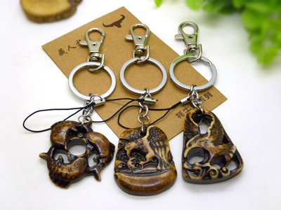 新款 正宗花牛骨雕刻富贵有鱼鹰车内用遥控饰品 汽车钥匙扣挂件