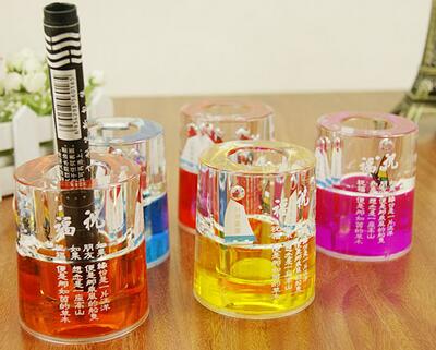 新奇特笔筒  时尚的小礼品 厂家直批！！！