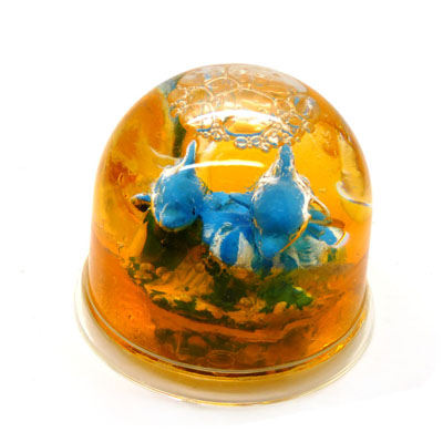 新奇特入油笔筒 及时尚又有艺术感 厂家直批！！！