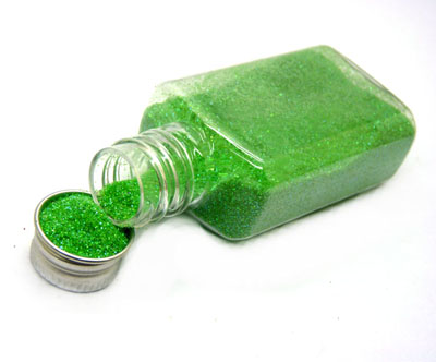 厂家批发 全新指甲油外加的指甲粉 七彩贝壳粉 金粉 璀璨粉	美甲必备