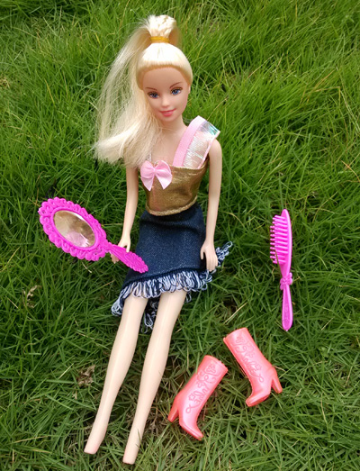 疯抢价格特价可爱芭比娃娃3件套